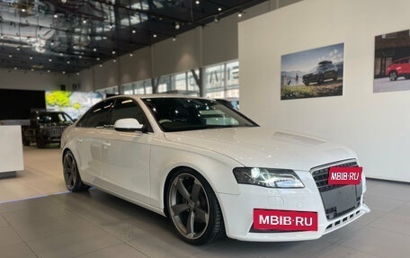 Audi A4, 2010 год, 999 000 рублей, 3 фотография