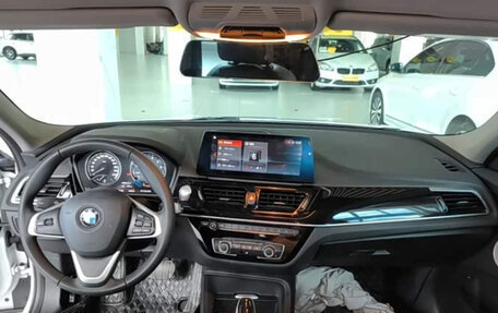 BMW 1 серия, 2021 год, 1 470 000 рублей, 10 фотография