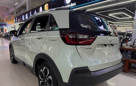 Honda Fit, 2022 год, 1 020 000 рублей, 5 фотография