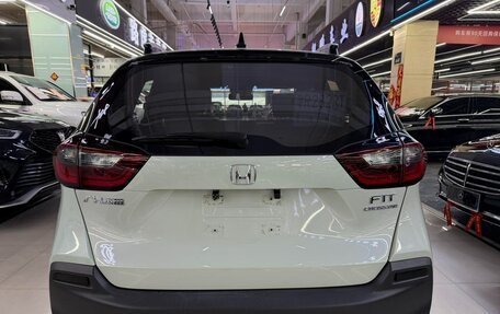 Honda Fit, 2022 год, 1 020 000 рублей, 7 фотография