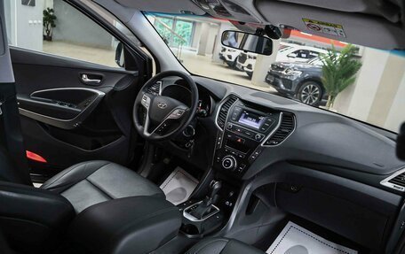 Hyundai Santa Fe III рестайлинг, 2018 год, 2 450 000 рублей, 5 фотография