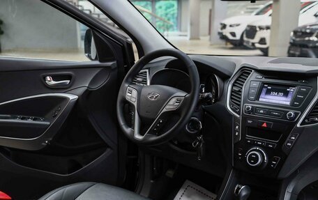 Hyundai Santa Fe III рестайлинг, 2018 год, 2 450 000 рублей, 12 фотография