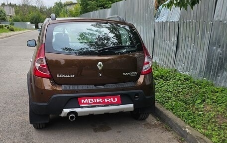 Renault Sandero I, 2013 год, 830 000 рублей, 1 фотография