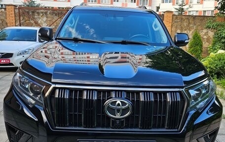 Toyota Land Cruiser Prado 150 рестайлинг 2, 2020 год, 6 190 000 рублей, 1 фотография