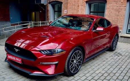 Ford Mustang VI рестайлинг, 2019 год, 3 200 000 рублей, 1 фотография