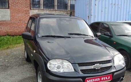 Chevrolet Niva I рестайлинг, 2013 год, 470 000 рублей, 1 фотография