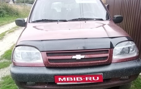 Chevrolet Niva I рестайлинг, 2003 год, 300 000 рублей, 4 фотография