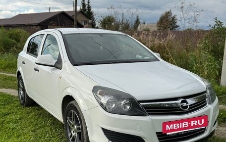 Opel Astra H, 2013 год, 650 000 рублей, 3 фотография