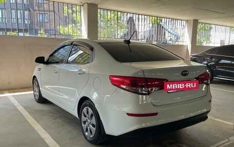 KIA Rio III рестайлинг, 2017 год, 1 100 000 рублей, 4 фотография