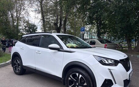 Peugeot 2008 II, 2021 год, 2 200 000 рублей, 5 фотография