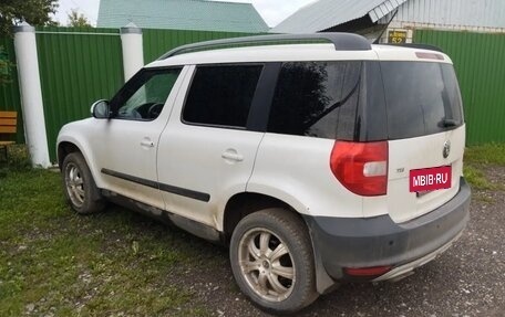 Skoda Yeti I рестайлинг, 2014 год, 825 000 рублей, 2 фотография