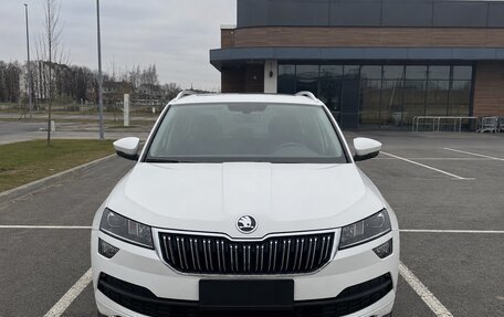Skoda Karoq I, 2022 год, 2 330 000 рублей, 2 фотография