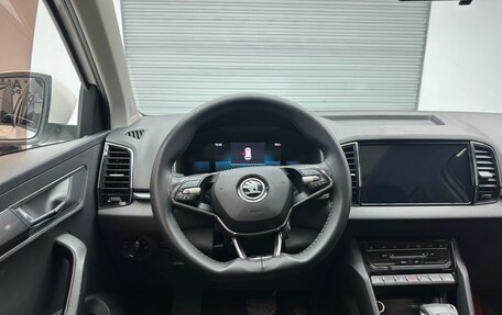 Skoda Karoq I, 2022 год, 2 330 000 рублей, 6 фотография