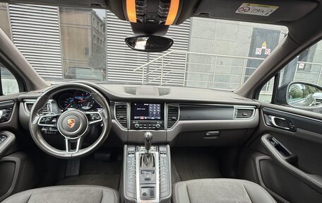 Porsche Macan I рестайлинг, 2018 год, 3 000 000 рублей, 8 фотография