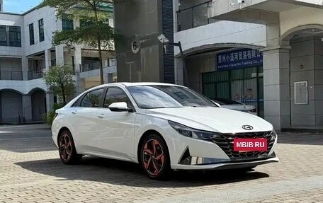 Hyundai Elantra, 2022 год, 1 299 000 рублей, 3 фотография