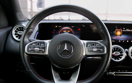Mercedes-Benz GLB, 2020 год, 3 690 000 рублей, 15 фотография