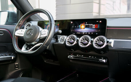 Mercedes-Benz GLB, 2020 год, 3 690 000 рублей, 30 фотография