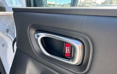 Honda Stepwgn, 2023 год, 2 150 000 рублей, 12 фотография