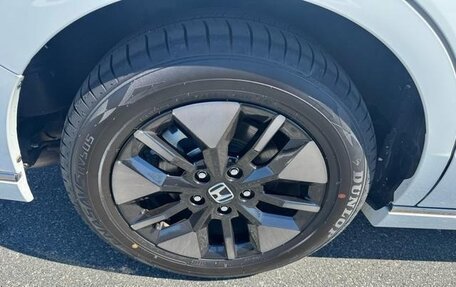 Honda Stepwgn, 2023 год, 2 150 000 рублей, 31 фотография