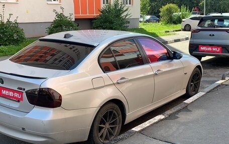 BMW 3 серия, 2006 год, 650 000 рублей, 4 фотография