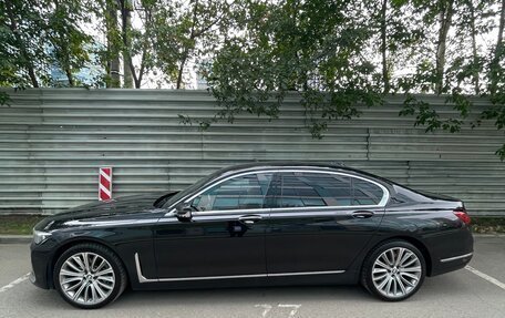 BMW 7 серия, 2021 год, 4 990 000 рублей, 3 фотография