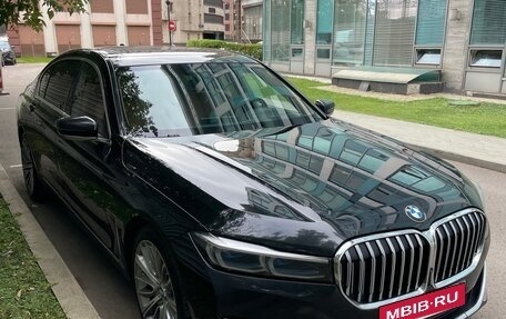 BMW 7 серия, 2021 год, 4 990 000 рублей, 11 фотография
