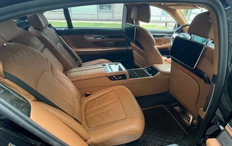 BMW 7 серия, 2021 год, 4 990 000 рублей, 24 фотография