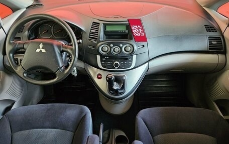 Mitsubishi Grandis, 2007 год, 460 000 рублей, 9 фотография