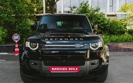 Land Rover Defender II, 2025 год, 13 230 000 рублей, 2 фотография