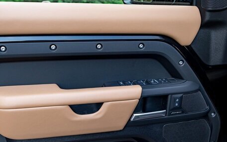 Land Rover Defender II, 2025 год, 13 230 000 рублей, 15 фотография