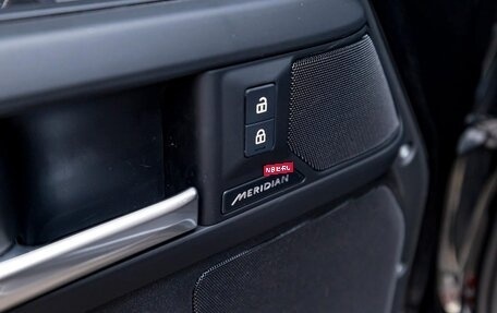 Land Rover Defender II, 2025 год, 13 230 000 рублей, 16 фотография