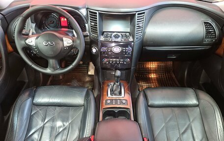 Infiniti FX II, 2010 год, 1 620 000 рублей, 9 фотография