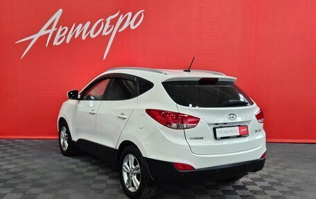 Hyundai ix35 I рестайлинг, 2013 год, 1 150 000 рублей, 3 фотография