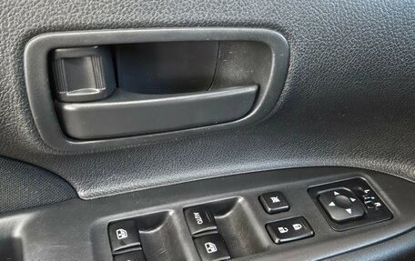 Mitsubishi Outlander III рестайлинг 3, 2018 год, 1 699 000 рублей, 15 фотография