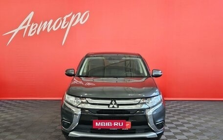 Mitsubishi Outlander III рестайлинг 3, 2018 год, 1 699 000 рублей, 8 фотография