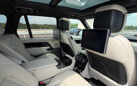 Land Rover Range Rover IV рестайлинг, 2019 год, 7 000 000 рублей, 16 фотография