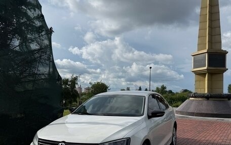 Volkswagen Jetta VI, 2014 год, 845 000 рублей, 3 фотография