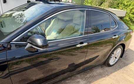 Toyota Camry, 2021 год, 2 700 000 рублей, 22 фотография