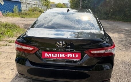 Toyota Camry, 2021 год, 2 700 000 рублей, 21 фотография