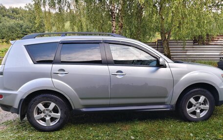 Mitsubishi Outlander III рестайлинг 3, 2011 год, 890 000 рублей, 3 фотография