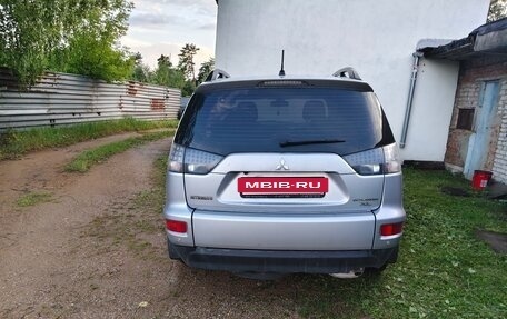 Mitsubishi Outlander III рестайлинг 3, 2011 год, 890 000 рублей, 7 фотография