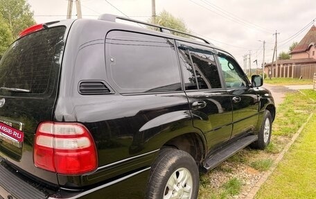 Toyota Land Cruiser 100 рестайлинг 2, 2005 год, 2 600 000 рублей, 7 фотография
