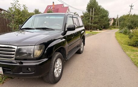 Toyota Land Cruiser 100 рестайлинг 2, 2005 год, 2 600 000 рублей, 13 фотография