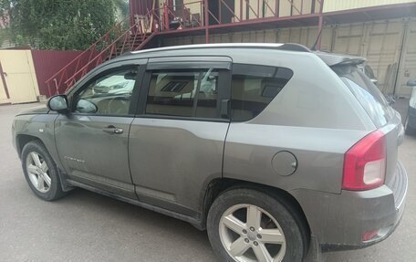 Jeep Compass I рестайлинг, 2012 год, 850 000 рублей, 3 фотография