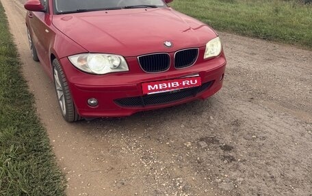 BMW 1 серия, 2009 год, 670 000 рублей, 2 фотография