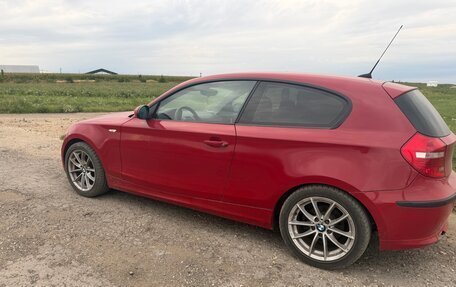 BMW 1 серия, 2009 год, 670 000 рублей, 4 фотография