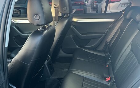 Skoda Octavia, 2019 год, 1 700 000 рублей, 10 фотография