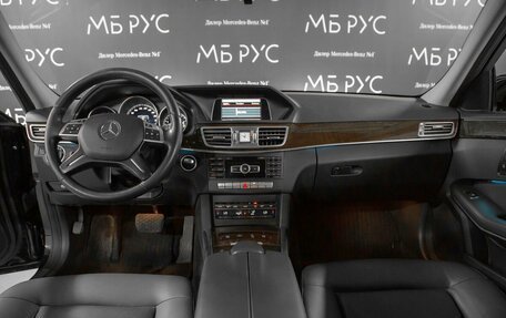 Mercedes-Benz E-Класс, 2014 год, 1 950 000 рублей, 8 фотография