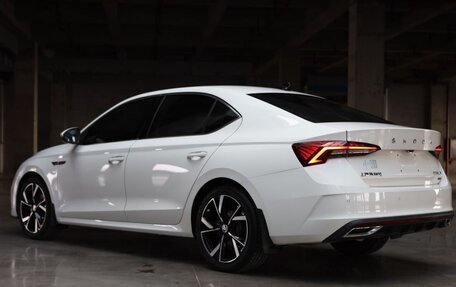 Skoda Octavia IV, 2022 год, 2 340 000 рублей, 6 фотография