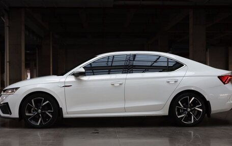 Skoda Octavia IV, 2022 год, 2 340 000 рублей, 18 фотография